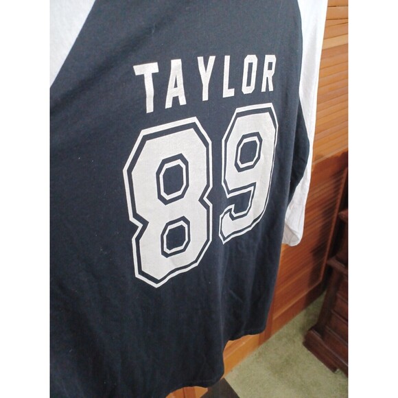 Taylor Swift 2XL "Taylor 89" Concert Tee - Picture 8 of 8